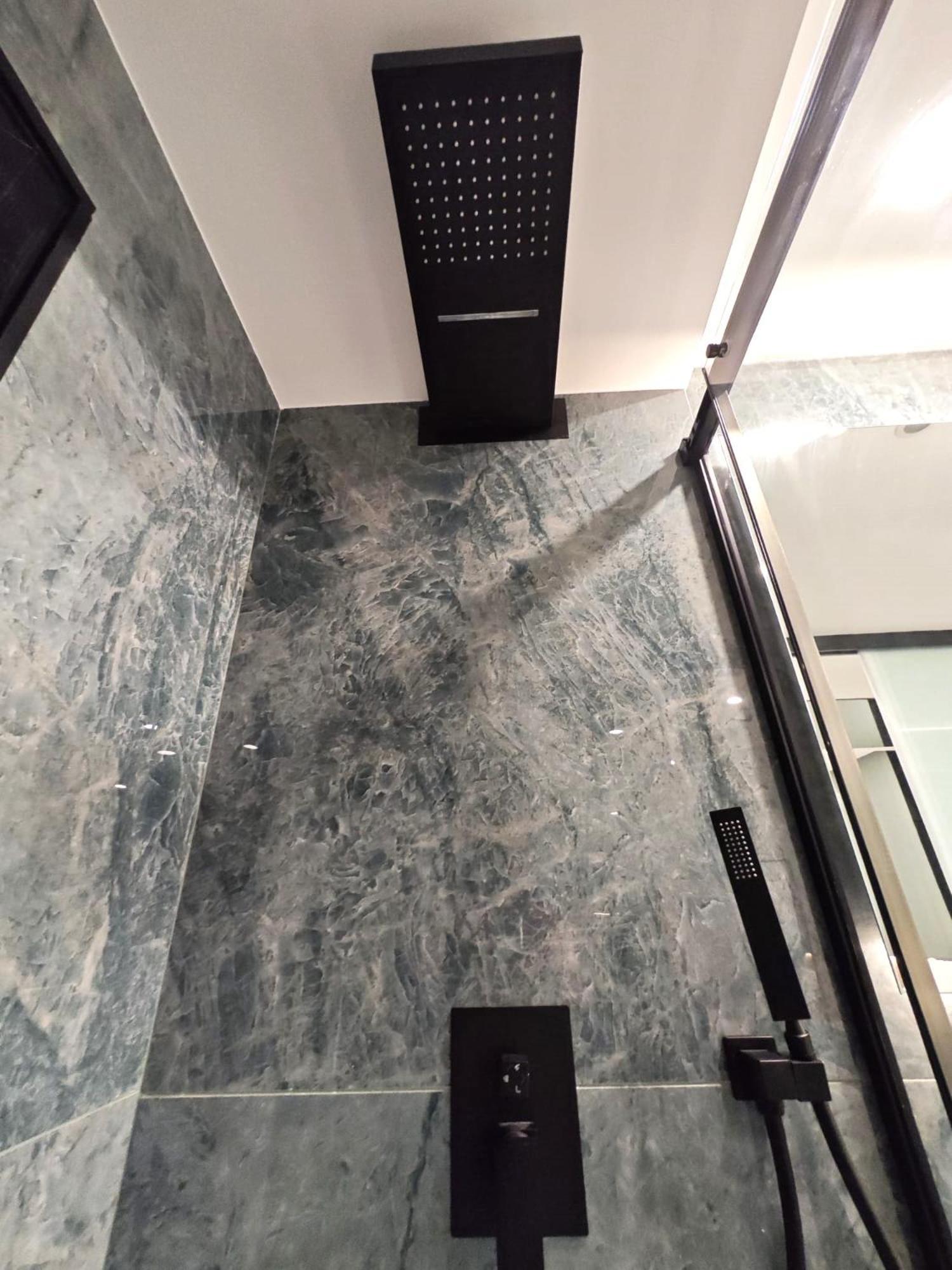 La Parada Del Rey - Luxury Suites Plasencia Bagian luar foto