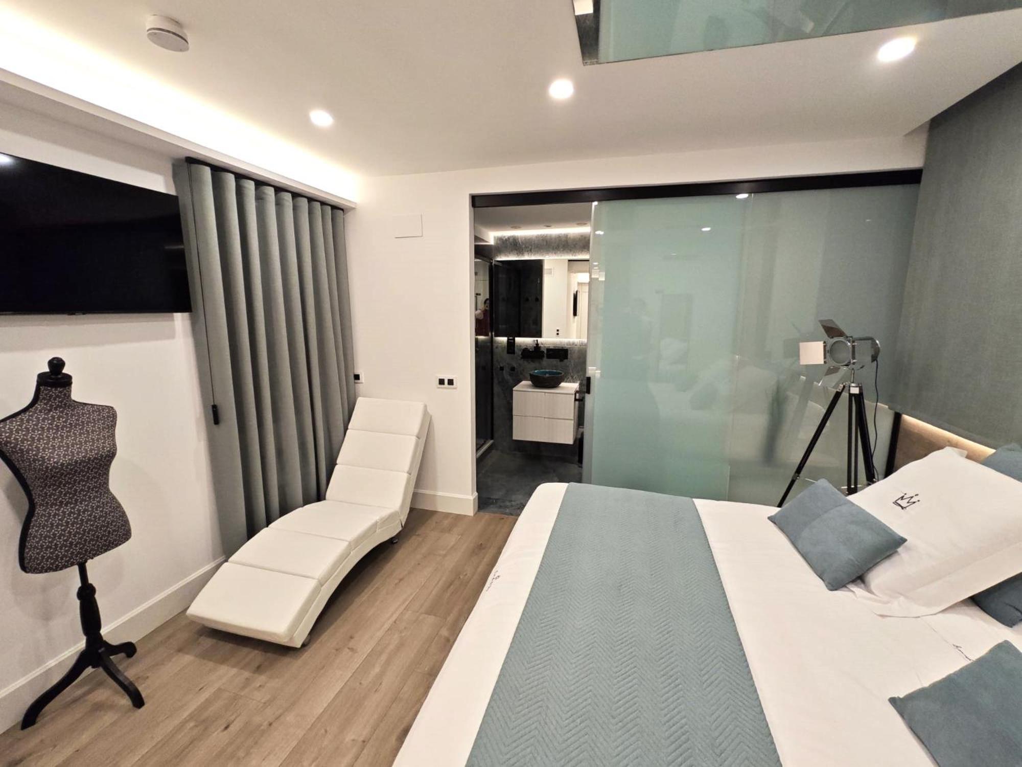 La Parada Del Rey - Luxury Suites Plasencia Bagian luar foto