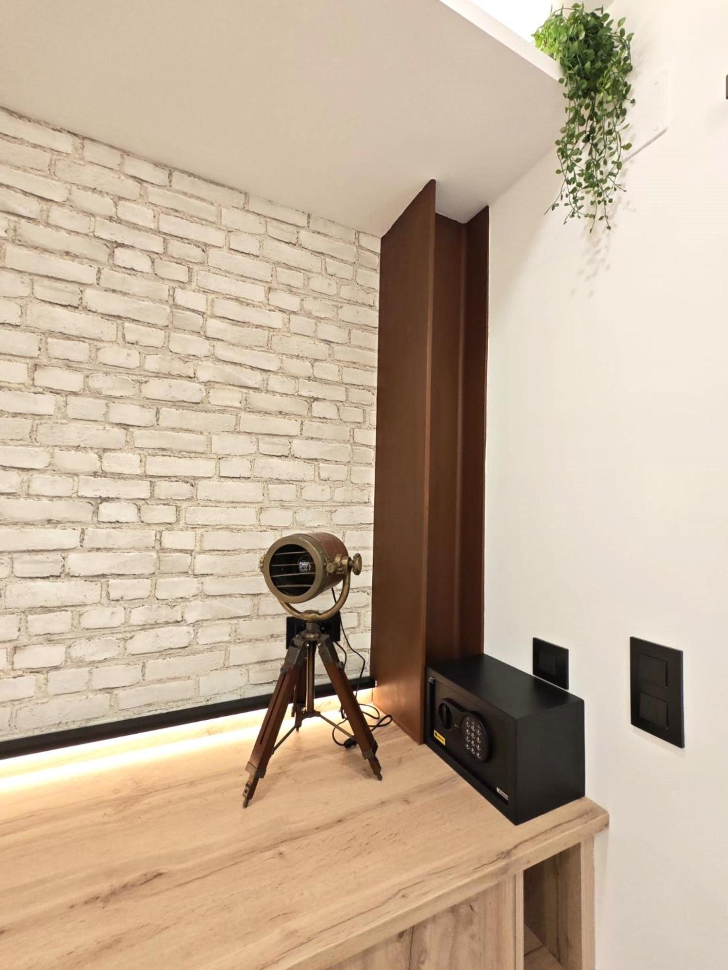 La Parada Del Rey - Luxury Suites Plasencia Bagian luar foto
