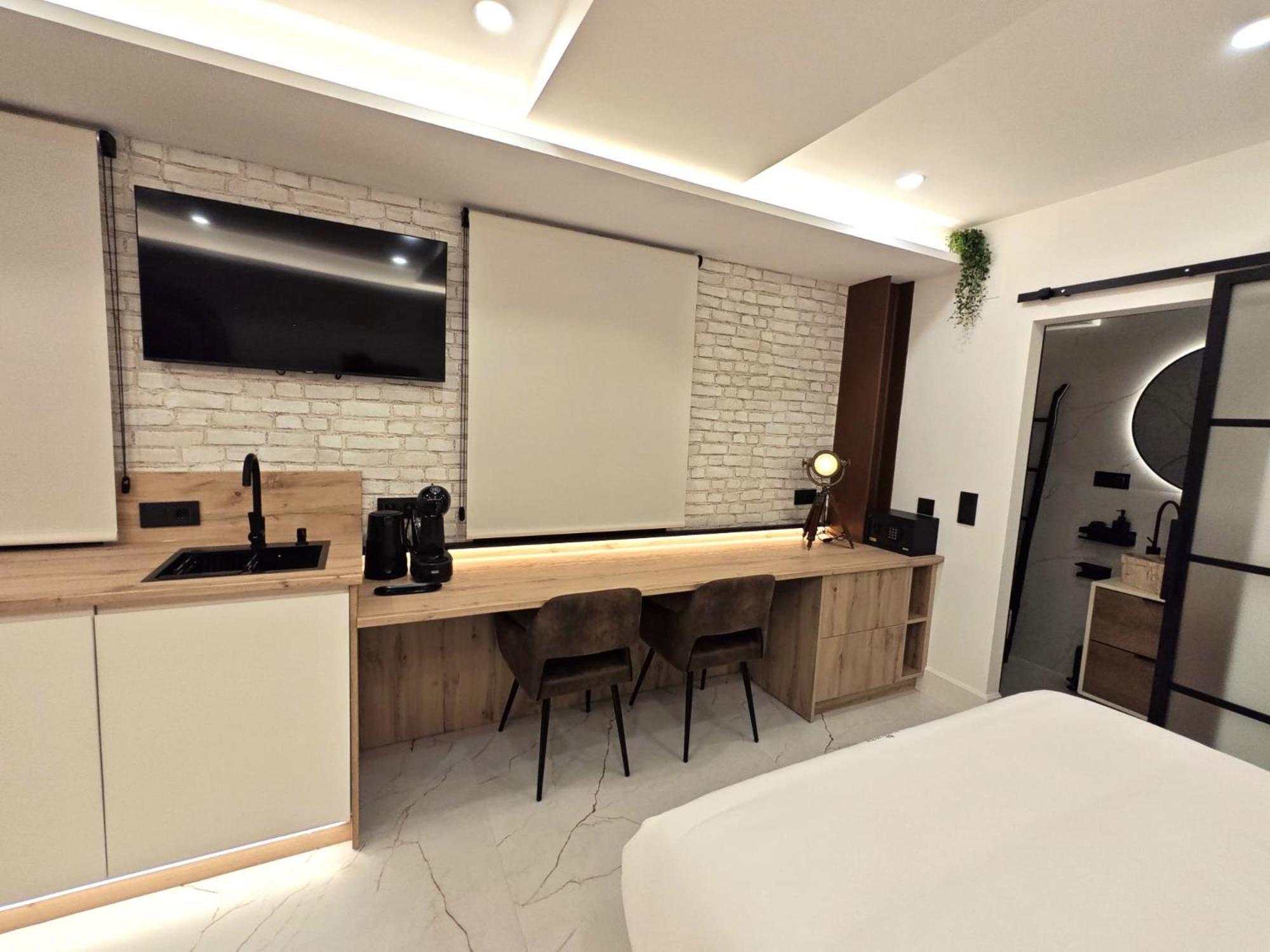La Parada Del Rey - Luxury Suites Plasencia Bagian luar foto
