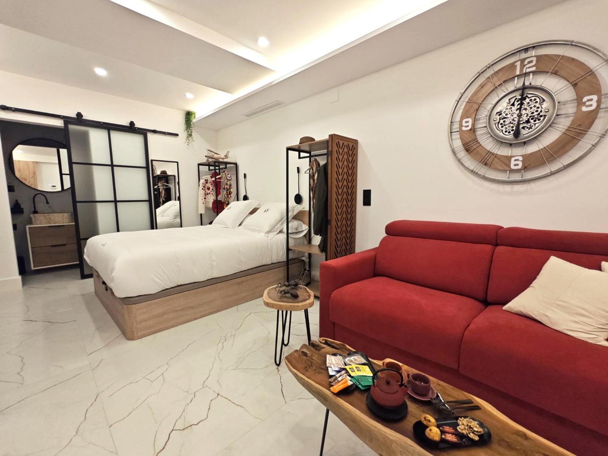 La Parada Del Rey - Luxury Suites Plasencia Bagian luar foto