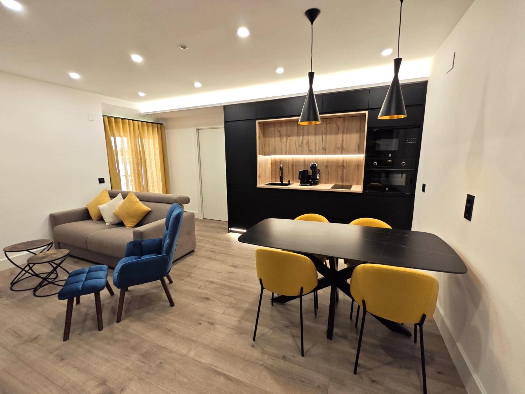 La Parada Del Rey - Luxury Suites Plasencia Bagian luar foto