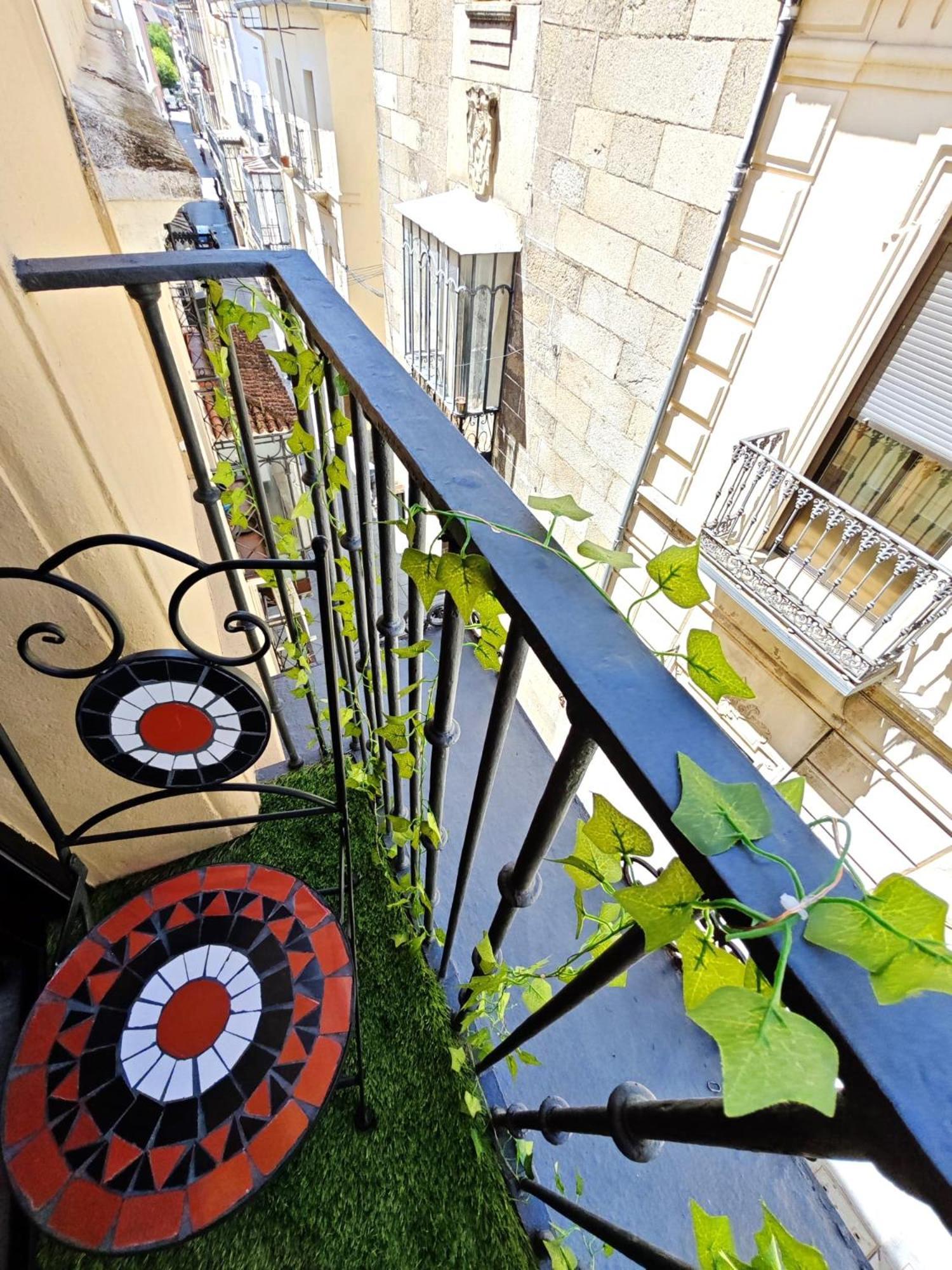 La Parada Del Rey - Luxury Suites Plasencia Bagian luar foto